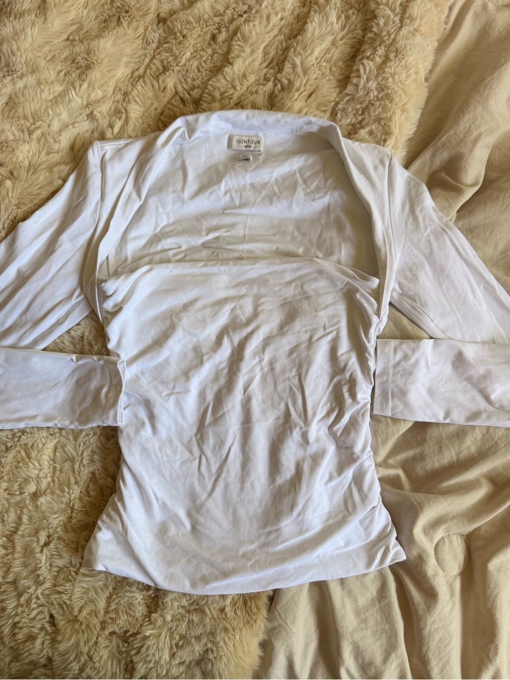 Aritzia womens White Long-Sleeve
